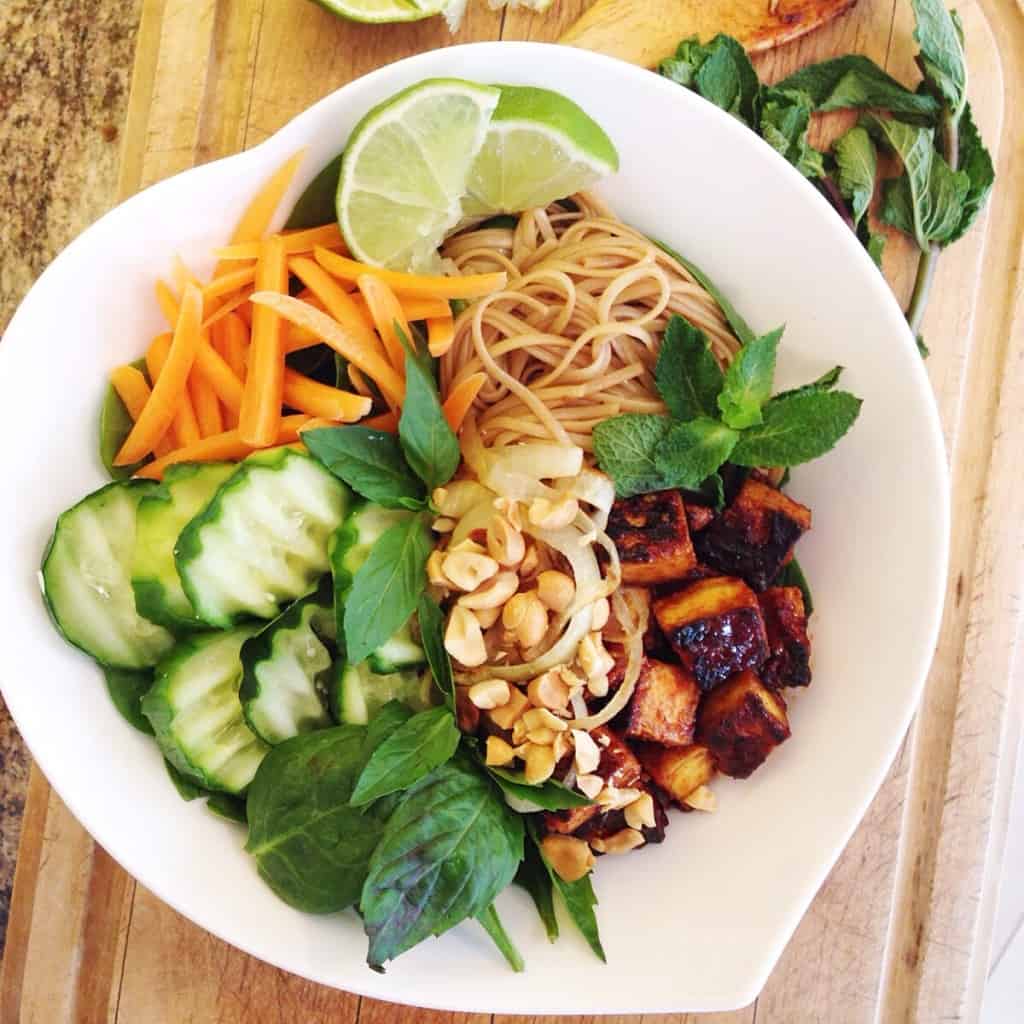 Ban Cha with Crispy Tofu