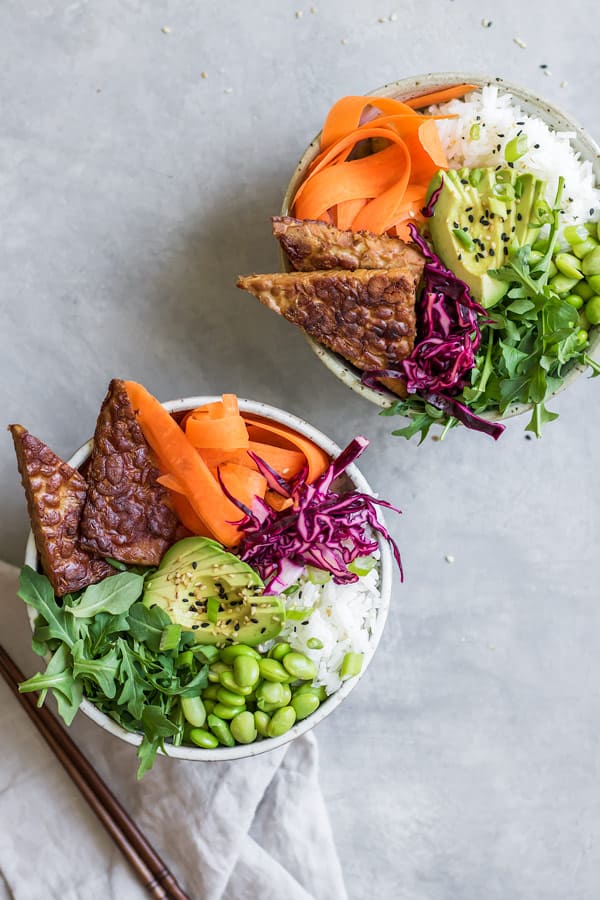 ginger tempeh poke bowl