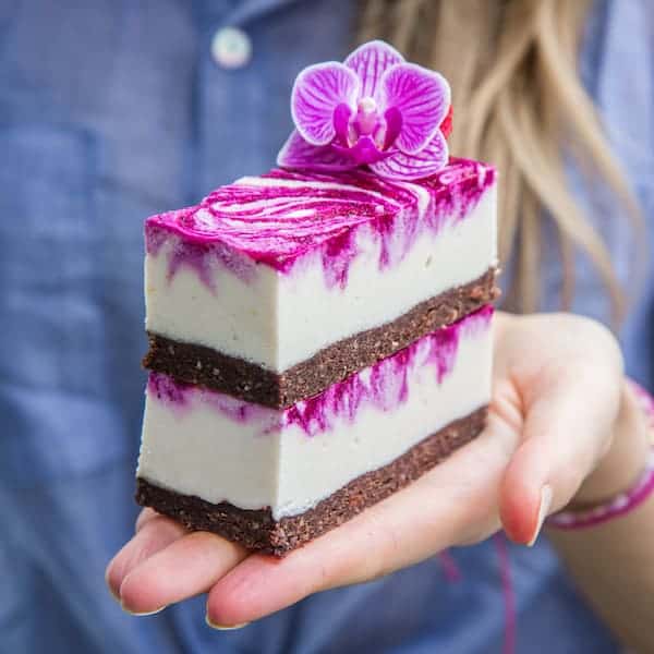 Vegan dragon fruit cheesecake bars vegan drangonfruit cheesecake bars