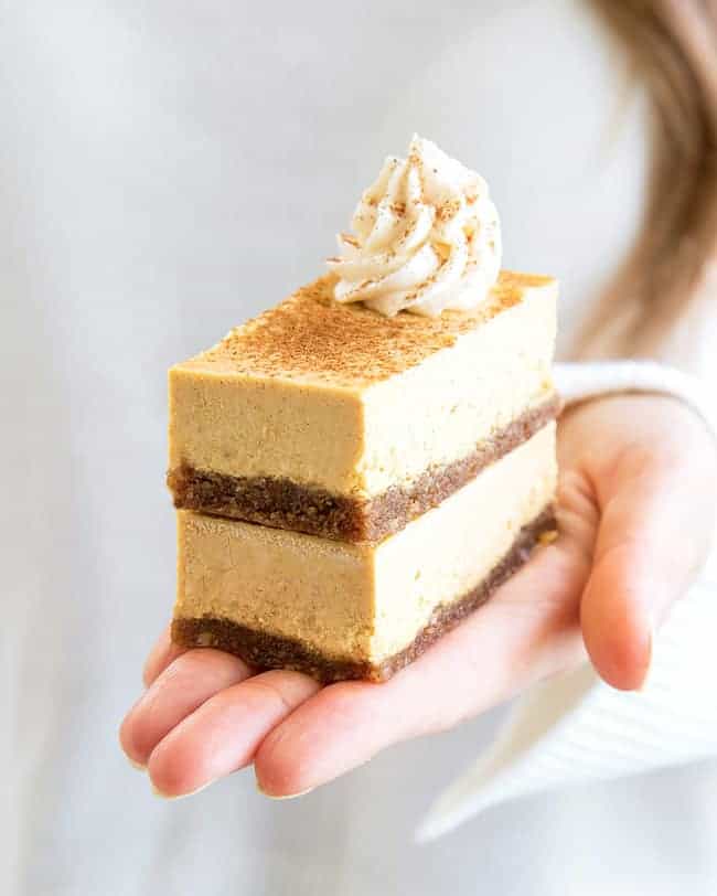 vegan pumpkin spice cheesecake bars| dessert| fall recipe| no-bake recipe