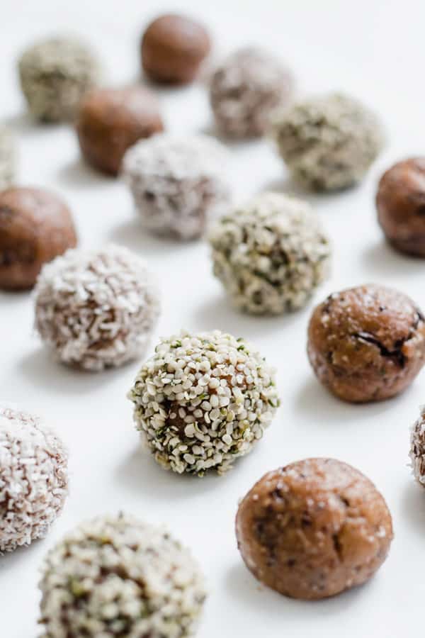 no-bake almond butter energy bites