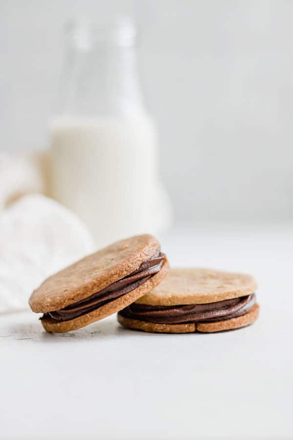 grain-free nutella stuffed peanut butter cookies