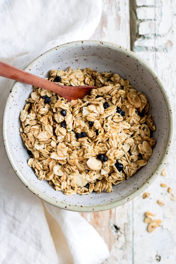 blueberry, maple & vanilla bean granola