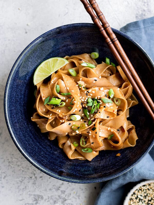 sweet and sour chilli garlic noodles