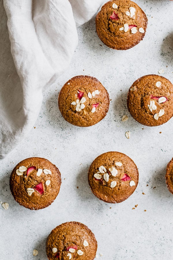 rhubarb oat bran muffins