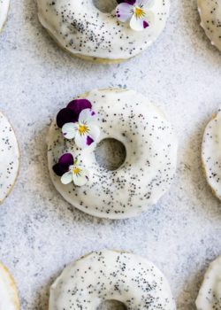 vegan lemon poppy seed donuts