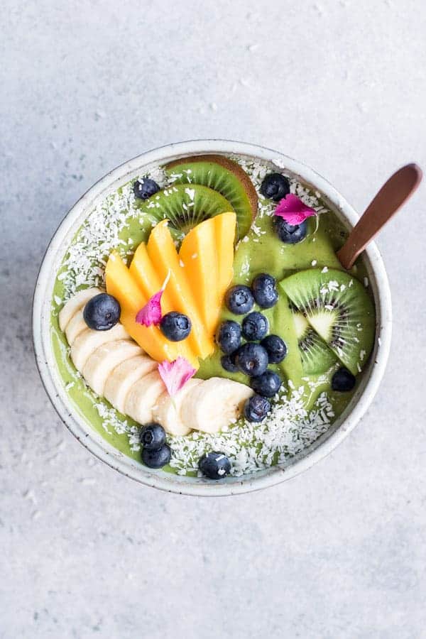 superfood green smoothie bowl