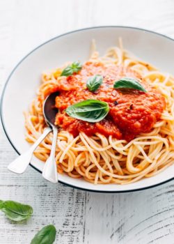 spaghetti with homemade tomato sauce