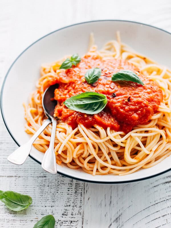 spaghetti with homemade tomato sauce