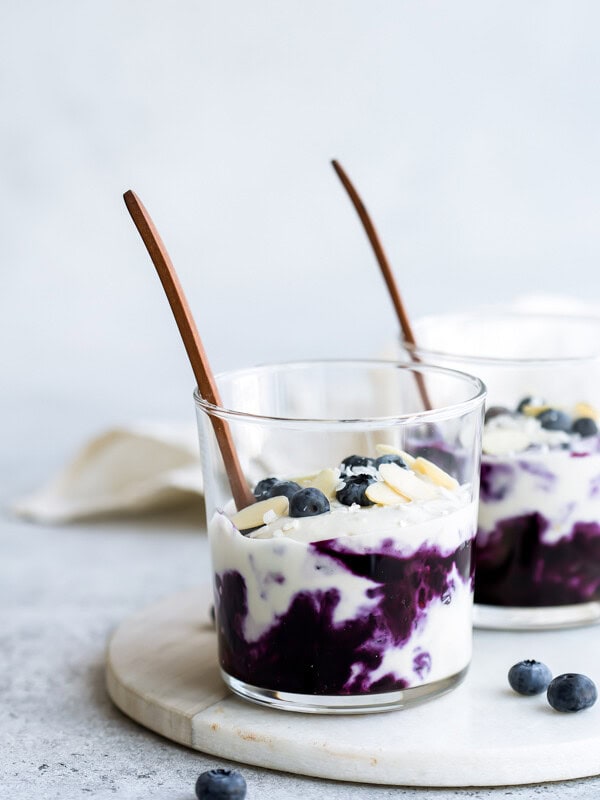 vegan blueberry cheesecake jars