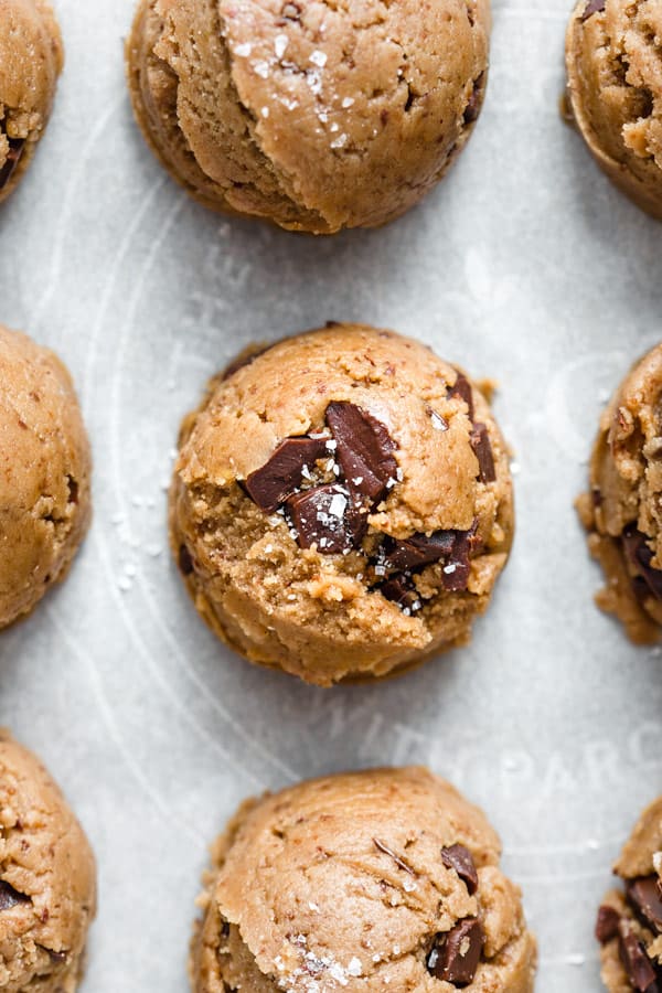 vegan spiced chocolate chunk cookies