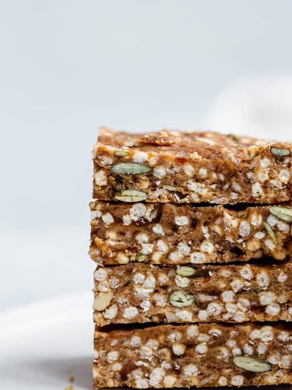 puffed quinoa, date & peanut butter bars