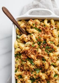 vegan jalapeno popper mac and cheese