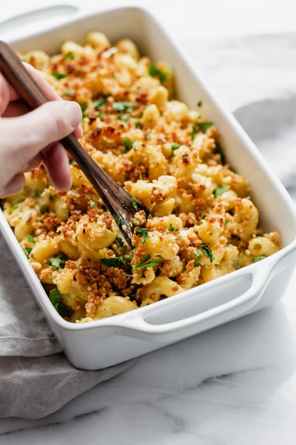 vegan jalapeno popper mac and cheese