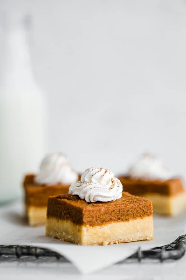 pumpkin pie bars with almond cookie crust