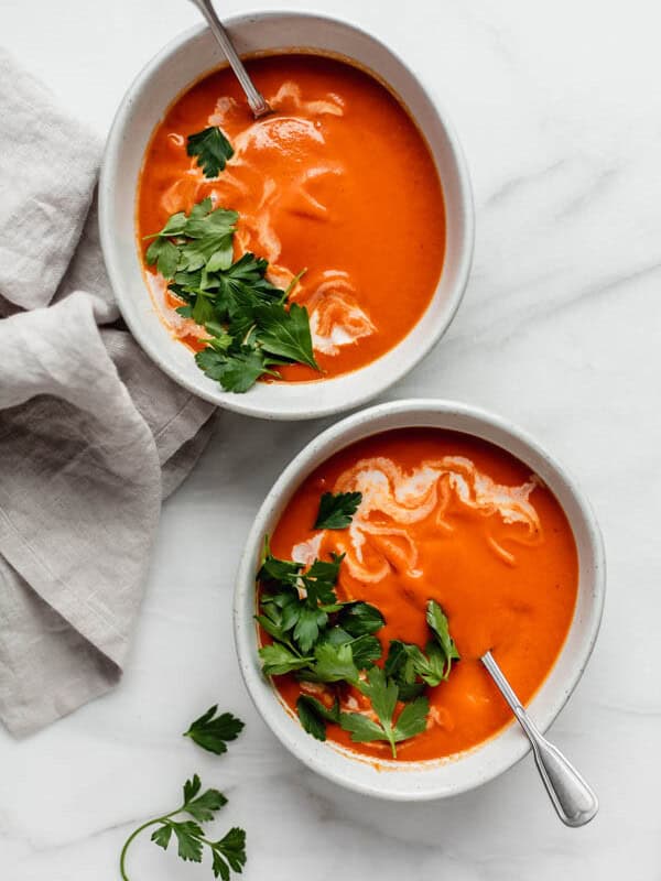 creamy vegan tomato soup