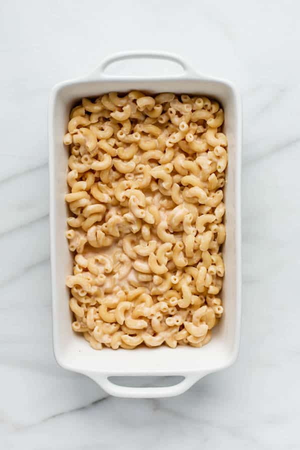 vegan buffalo cauliflower mac and cheese