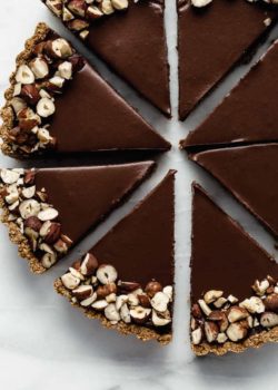 vegan chocolate hazelnut tart
