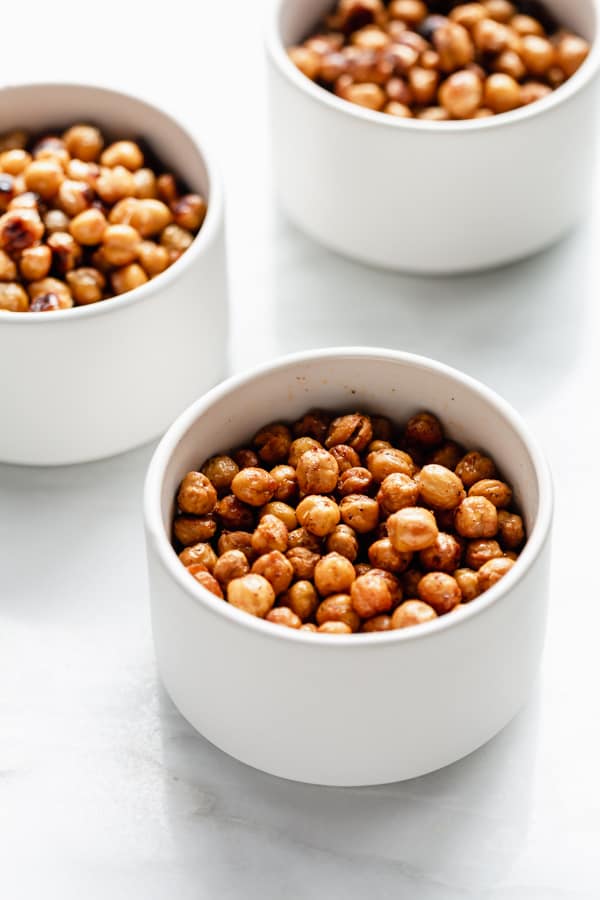 3 little bowls of roasted chickpeas