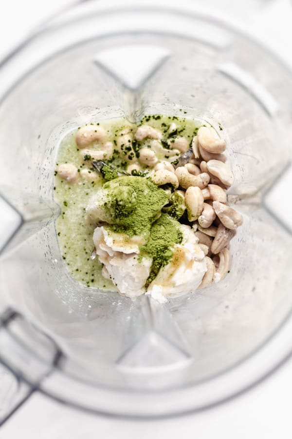 key lime mousse ingredients in a blender