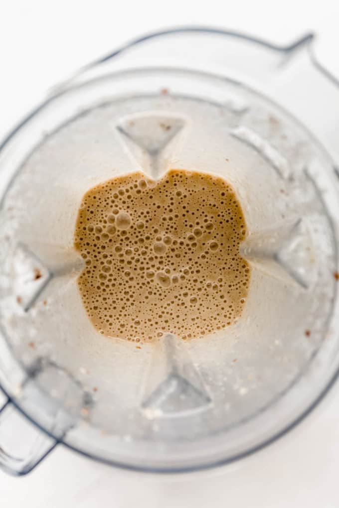 banana bread smoothie in a blender