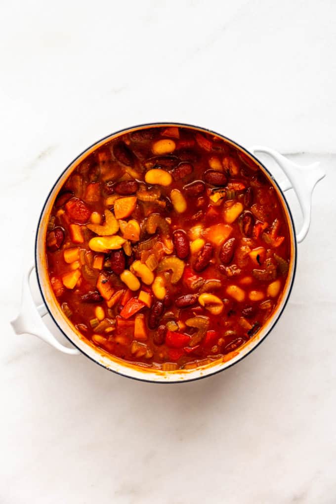 bean chili in a white pot