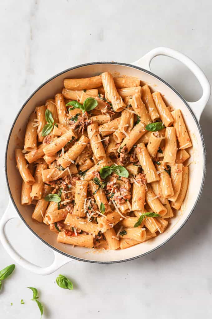 marry me pasta in a white pot