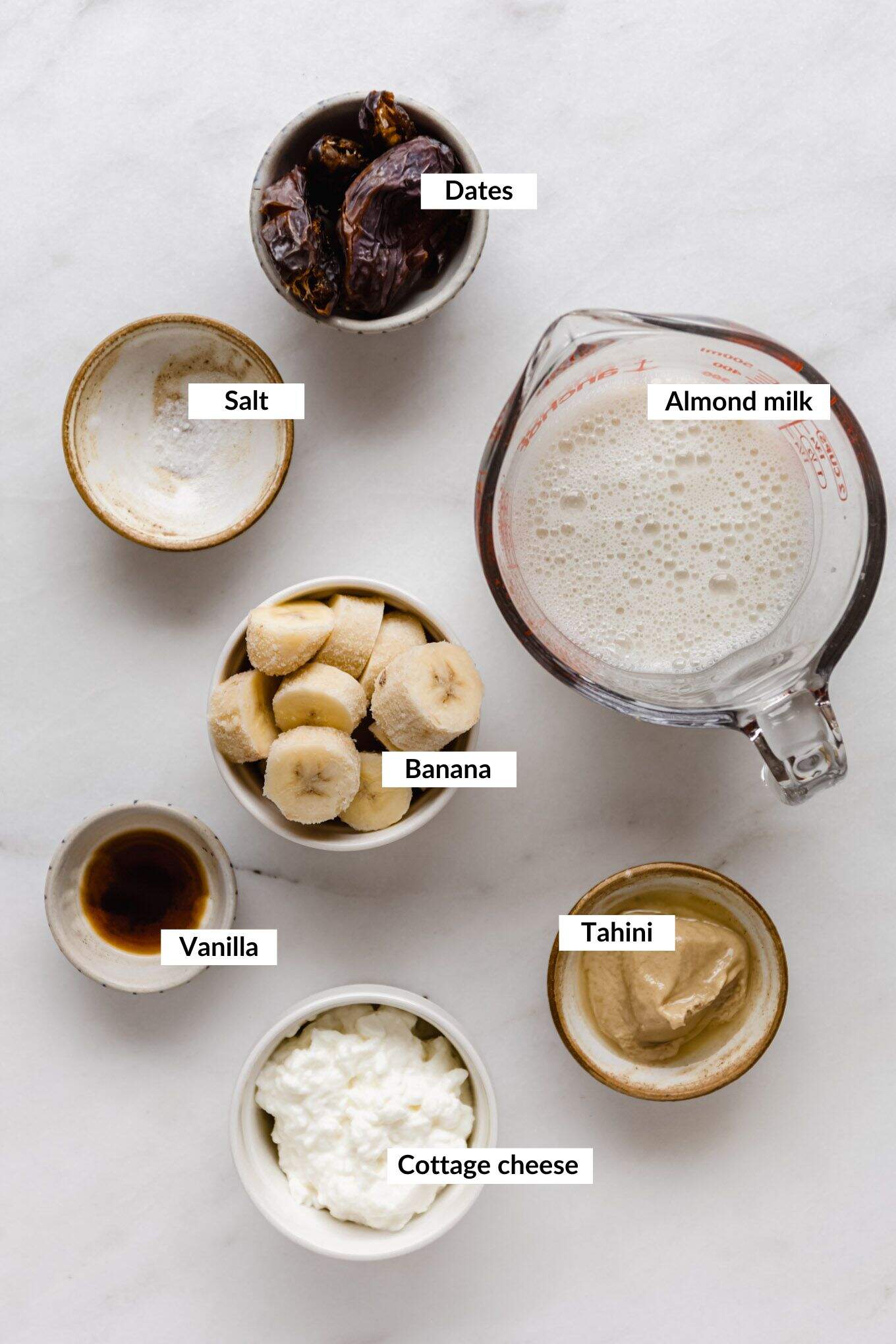 Ingredients to make a banana date smoothie.