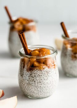 apple pie chia pudding in jars.